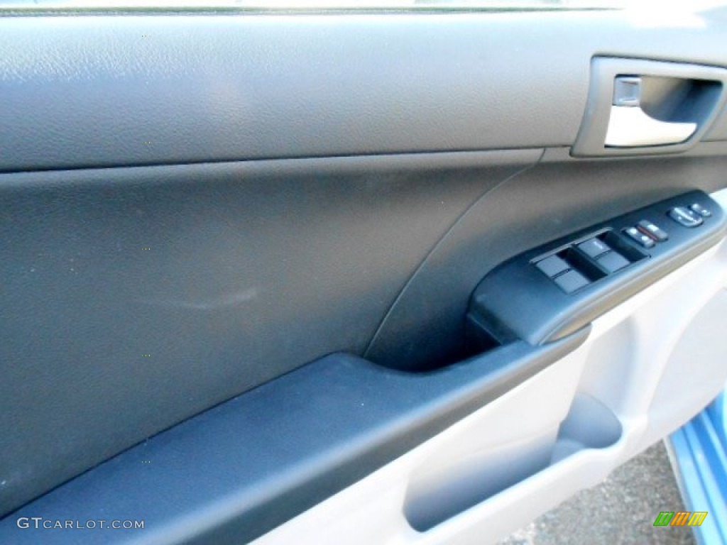 2012 Camry LE - Clearwater Blue Metallic / Light Gray photo #14