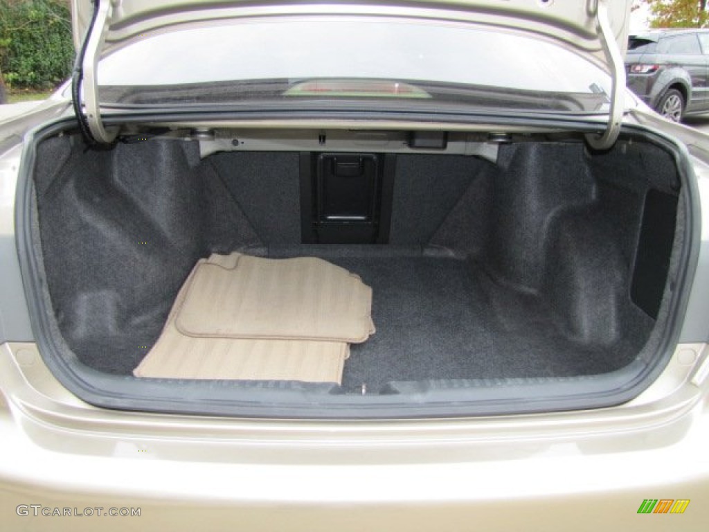 2005 Honda accord trunk #2