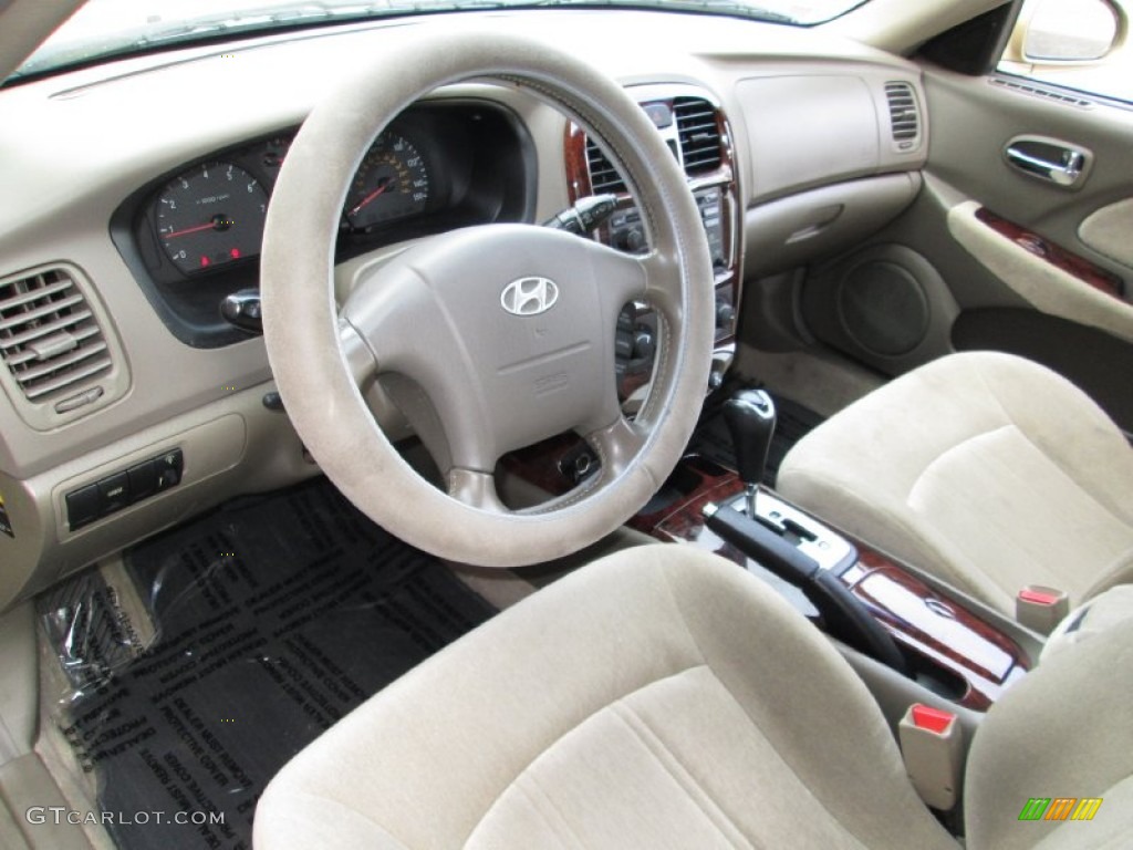 Beige Interior 2004 Hyundai Sonata V6 Photo #74853598