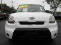 2010 Clear White Kia Soul 1.6  photo #4