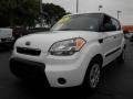 2010 Clear White Kia Soul 1.6  photo #9