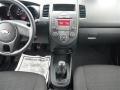 2010 Clear White Kia Soul 1.6  photo #35