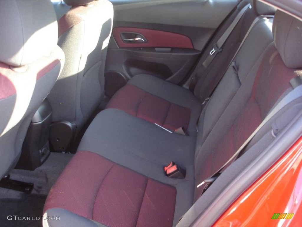 Jet Black/Sport Red Interior 2013 Chevrolet Cruze LT Photo #74859067