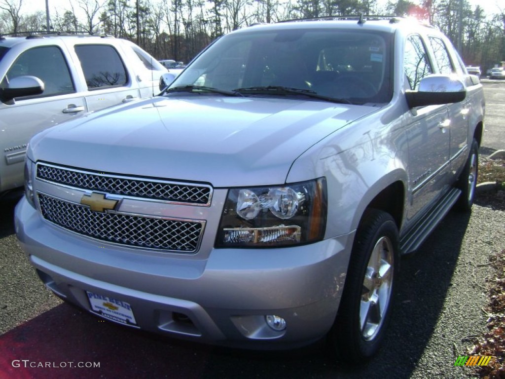 Silver Ice Metallic Chevrolet Avalanche