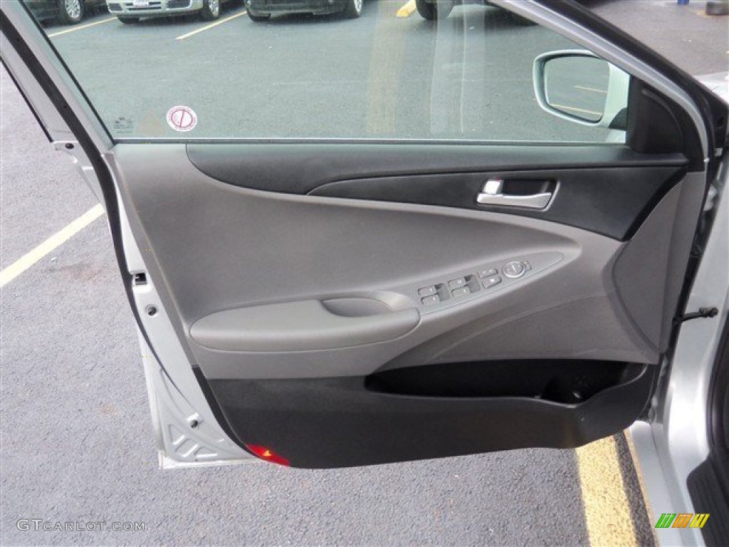 2012 Hyundai Sonata GLS Door Panel Photos
