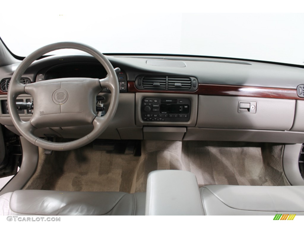 1999 Cadillac DeVille Sedan Pewter Dashboard Photo #74860112