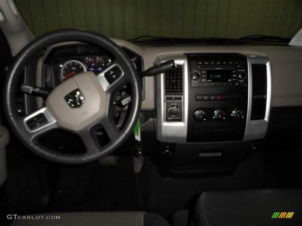 2011 Ram 1500 SLT Quad Cab 4x4 - Mineral Gray Metallic / Dark Slate Gray/Medium Graystone photo #14