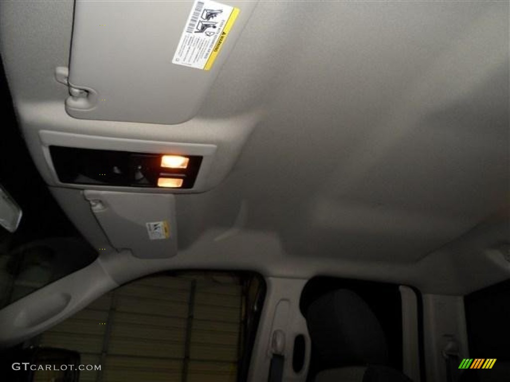 2011 Ram 1500 SLT Quad Cab 4x4 - Mineral Gray Metallic / Dark Slate Gray/Medium Graystone photo #17