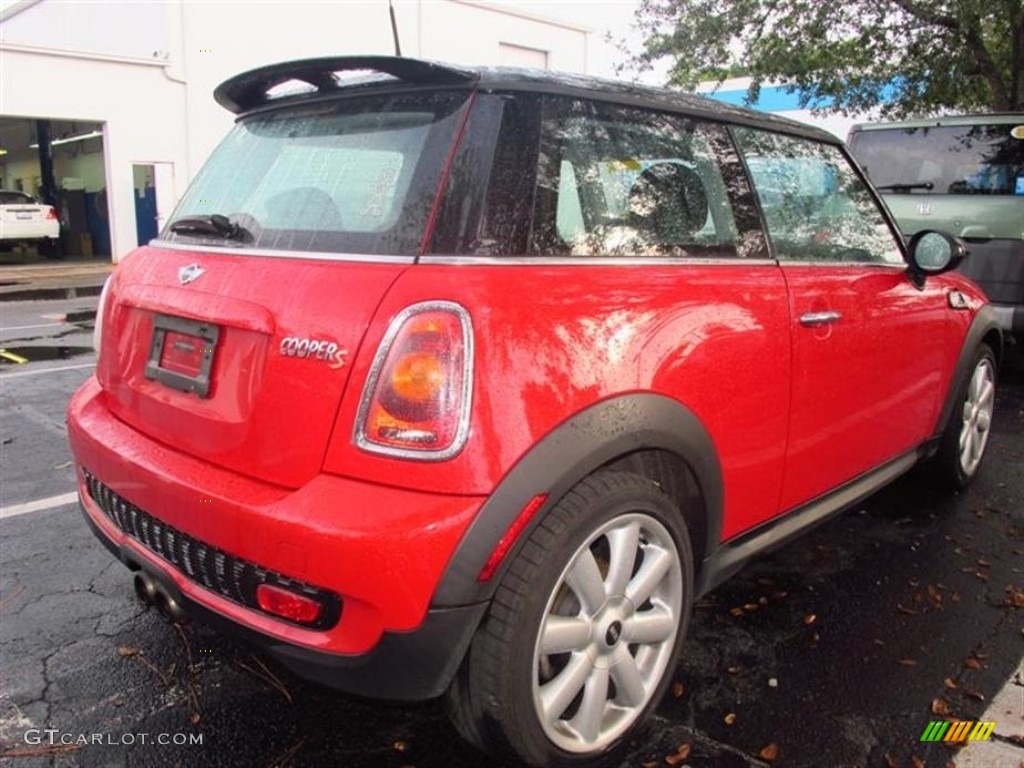 2007 Cooper S Hardtop - Chili Red / Grey/Carbon Black photo #3