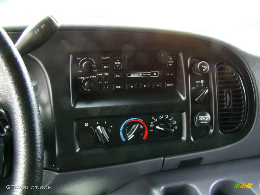 1998 Ram Van 1500 Passenger Conversion - Dark Spruce Metallic / Gray photo #20