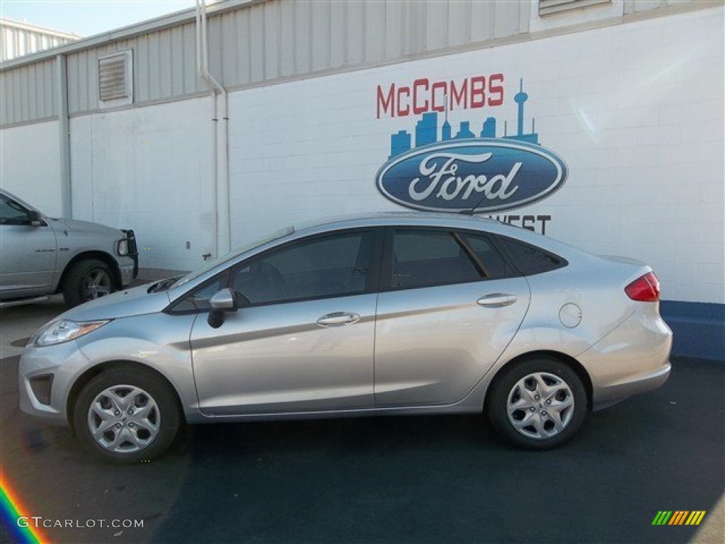 2013 Fiesta S Sedan - Ingot Silver / Charcoal Black/Light Stone photo #3