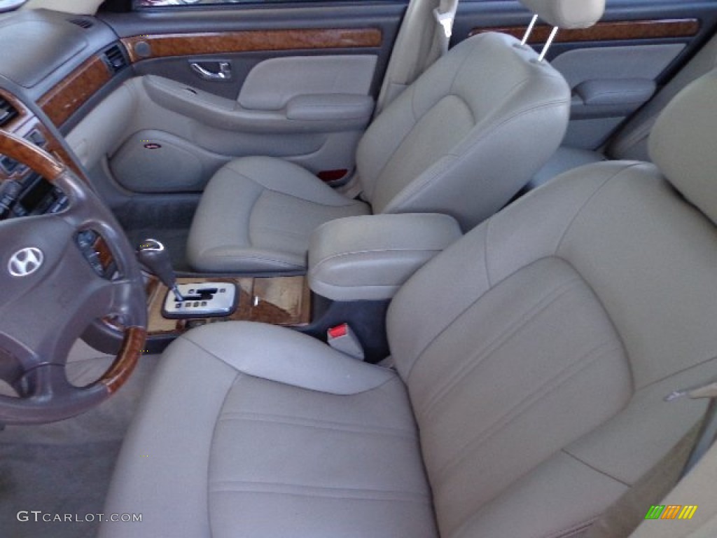 2004 Hyundai XG350 L Sedan Front Seat Photo #74866643