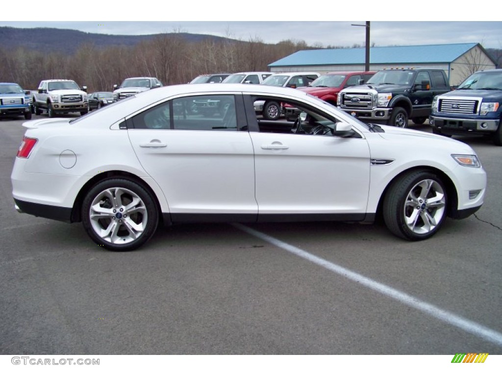 White Platinum Metallic Tri-Coat 2010 Ford Taurus SHO AWD Exterior Photo #74870258