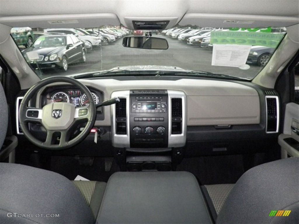 2010 Ram 1500 SLT Quad Cab - Bright Silver Metallic / Dark Slate/Medium Graystone photo #39