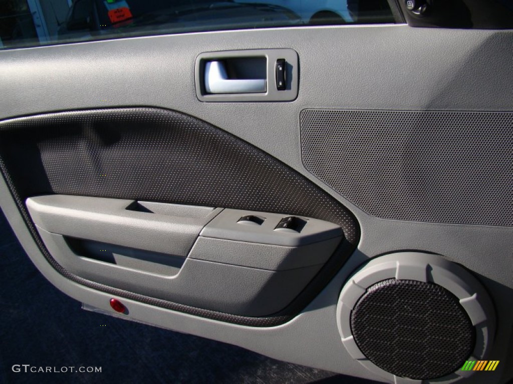 2008 Mustang GT Premium Convertible - Black / Light Graphite photo #14