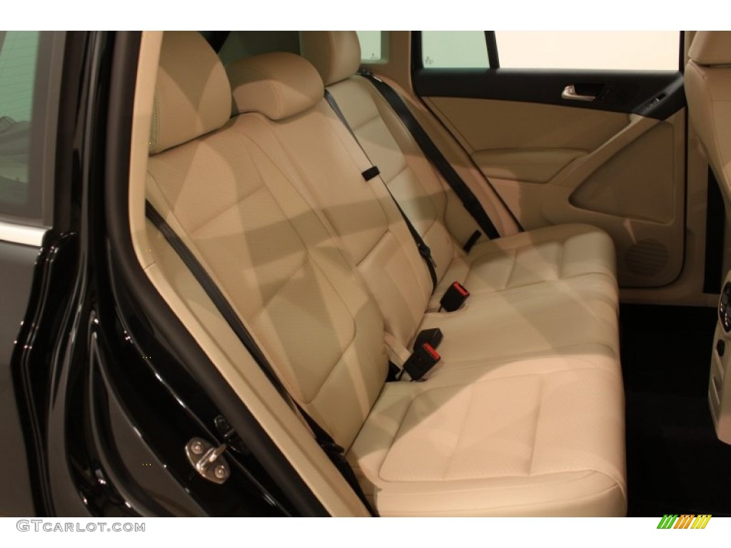 2012 Tiguan SE 4Motion - Deep Black Metallic / Beige photo #20