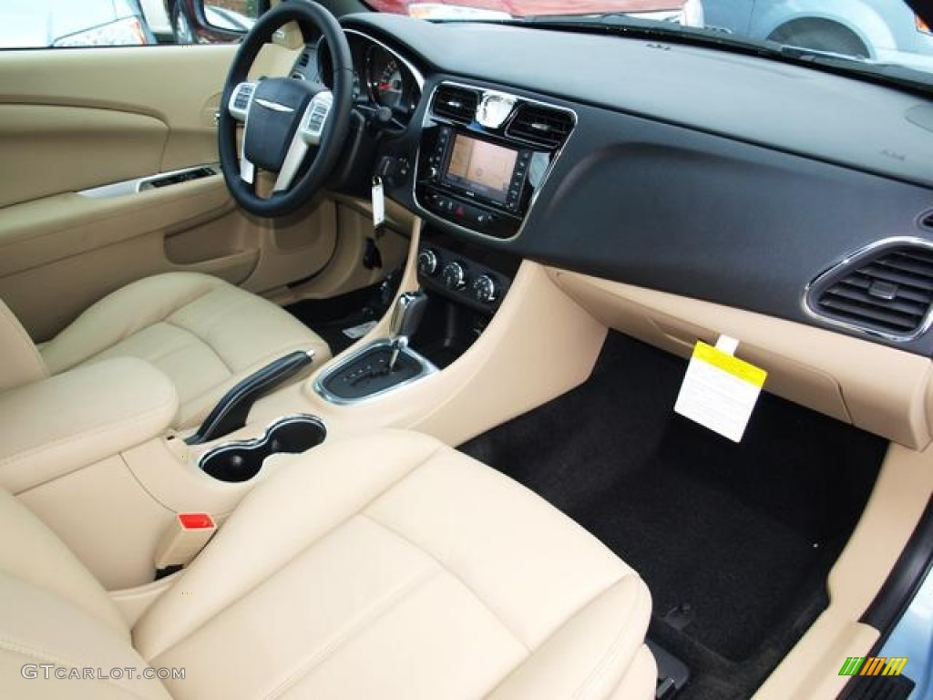 2013 Chrysler 200 Limited Hard Top Convertible Black/Light Frost Beige Dashboard Photo #74880963