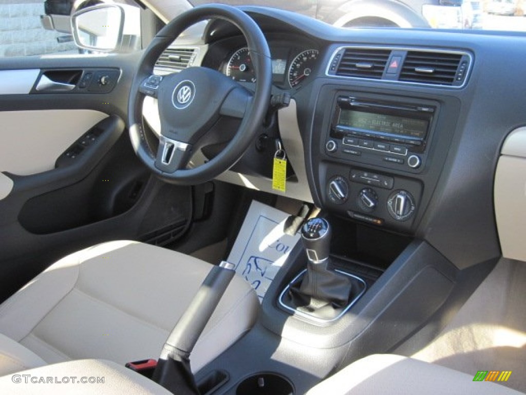 Cornsilk Beige Interior 2012 Volkswagen Jetta TDI Sedan Photo #74881135