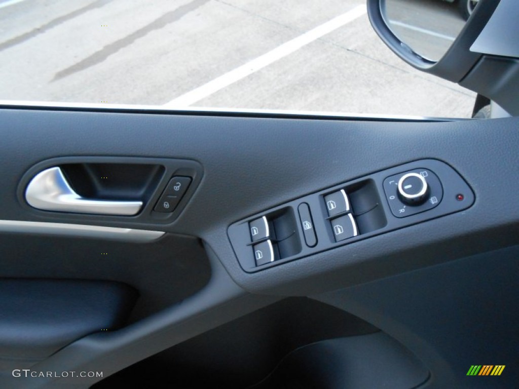 2013 Volkswagen Tiguan SEL Controls Photo #74881224