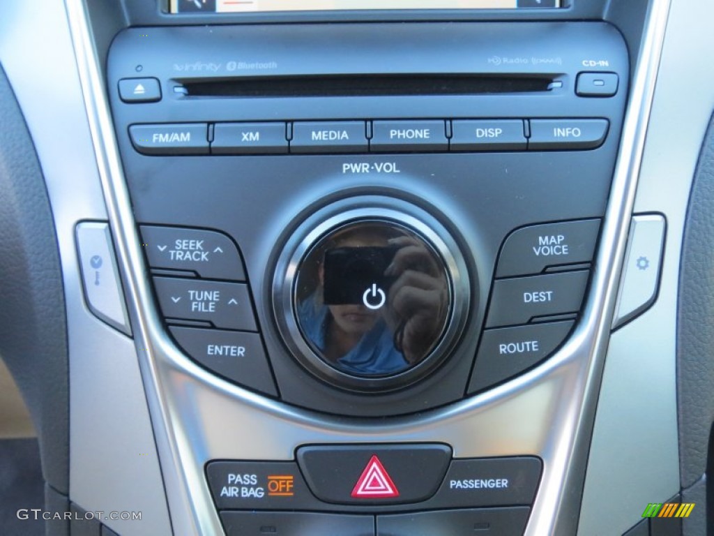 2013 Hyundai Azera Standard Azera Model Controls Photo #74881246
