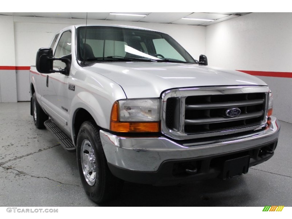 2001 F250 Super Duty XLT SuperCab - Silver Metallic / Dark Denim Blue photo #3