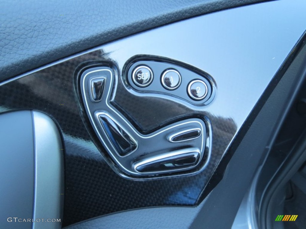 2013 Hyundai Azera Standard Azera Model Controls Photo #74881872