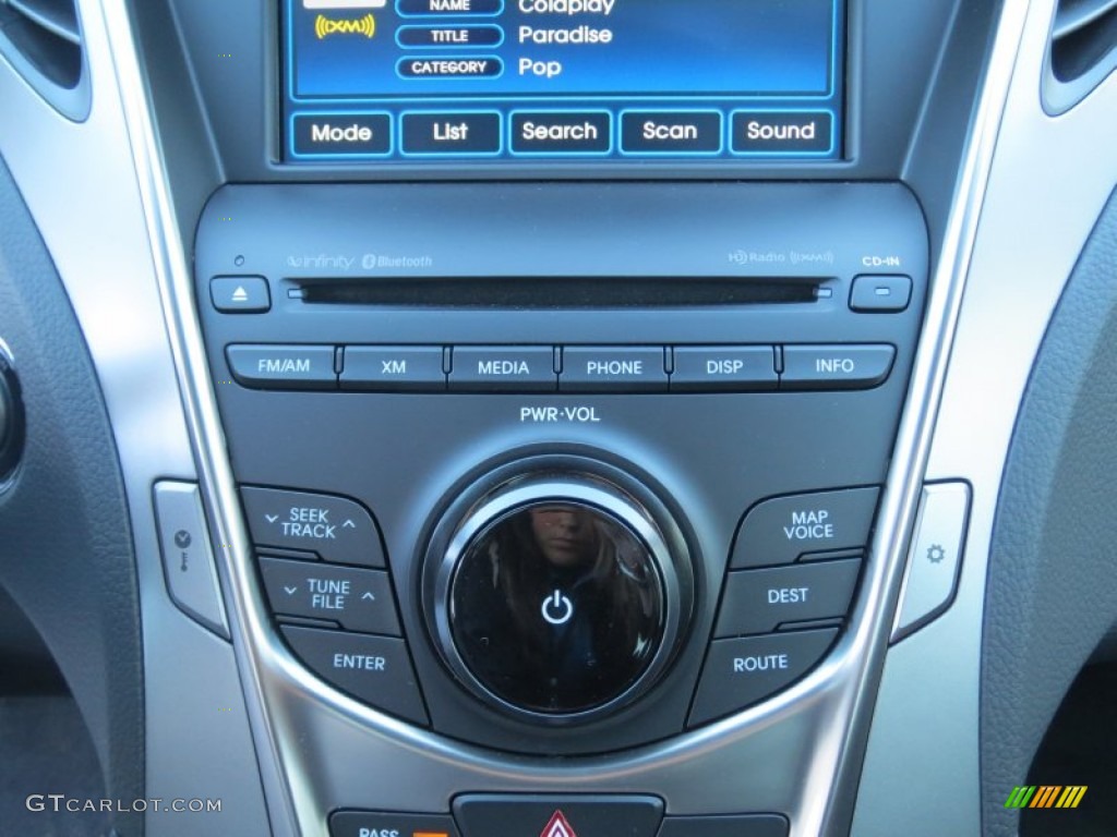 2013 Hyundai Azera Standard Azera Model Controls Photo #74882003