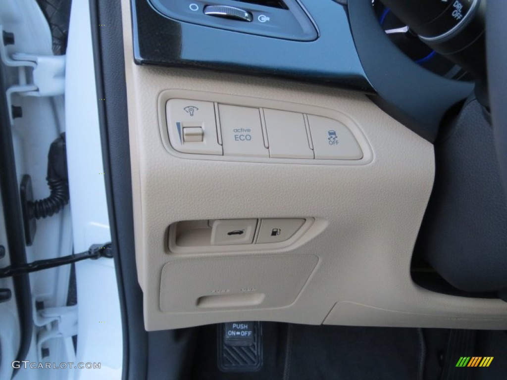 2013 Hyundai Azera Standard Azera Model Controls Photo #74882910