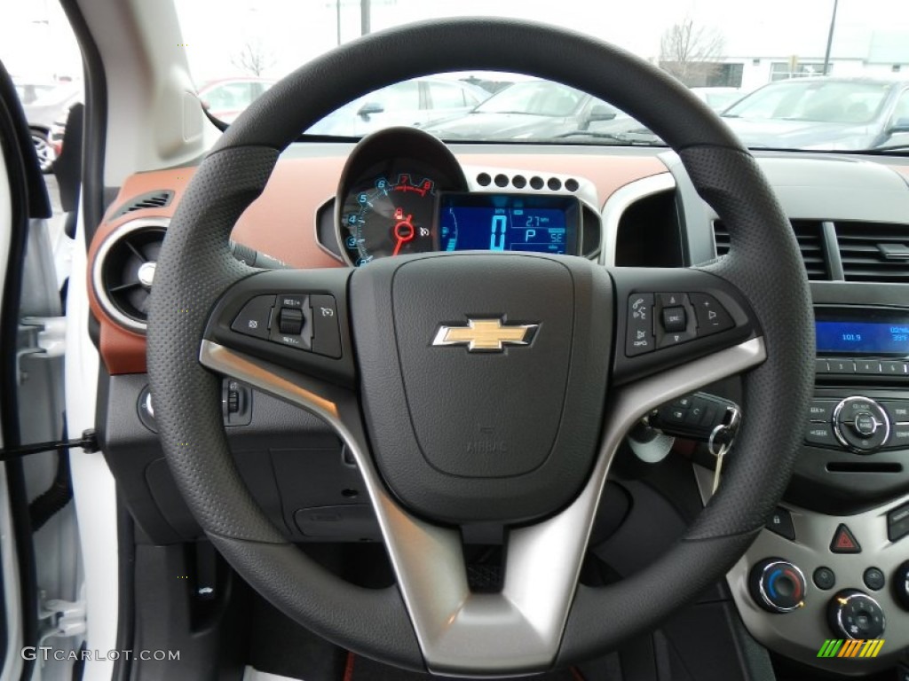 2013 Chevrolet Sonic LT Hatch Jet Black/Brick Steering Wheel Photo #74886311