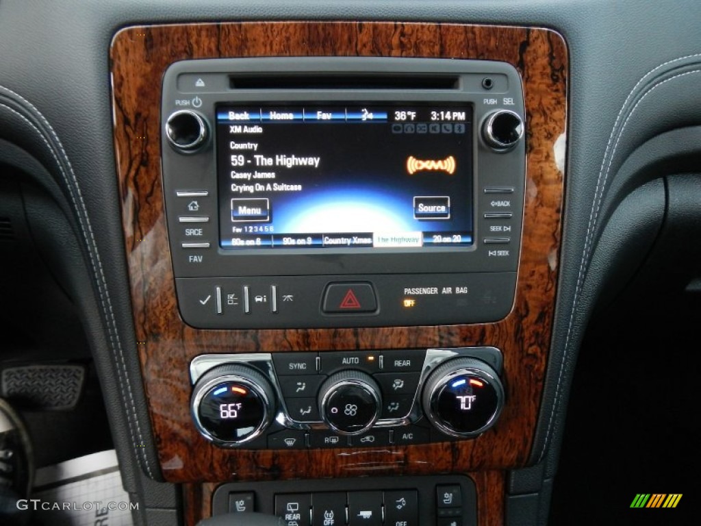 2013 Chevrolet Traverse LTZ AWD Controls Photo #74887995