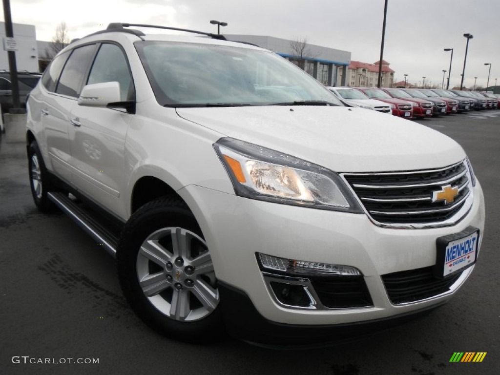 2013 Traverse LT AWD - White Diamond Tricoat / Dark Titanium/Light Titanium photo #1