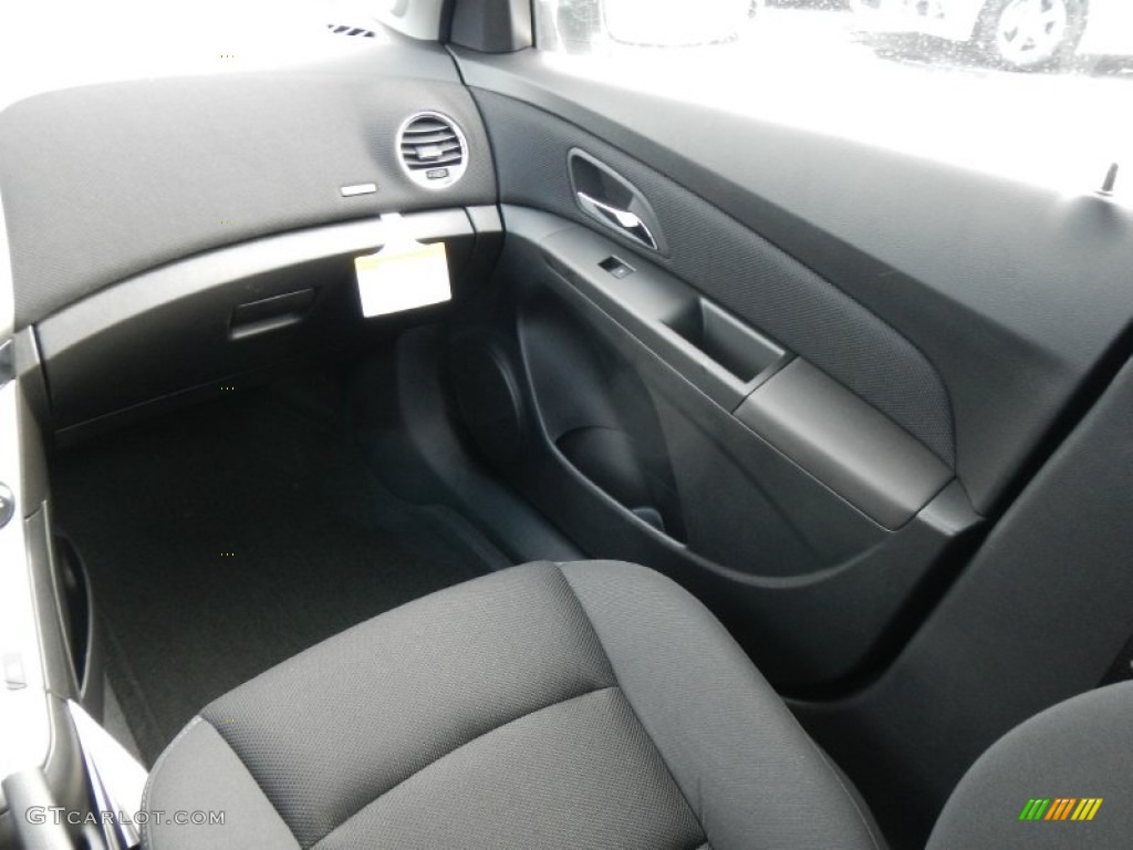 2013 Cruze LT/RS - Summit White / Jet Black photo #12