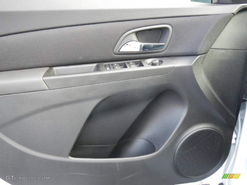 2013 Cruze LT/RS - Summit White / Jet Black photo #17