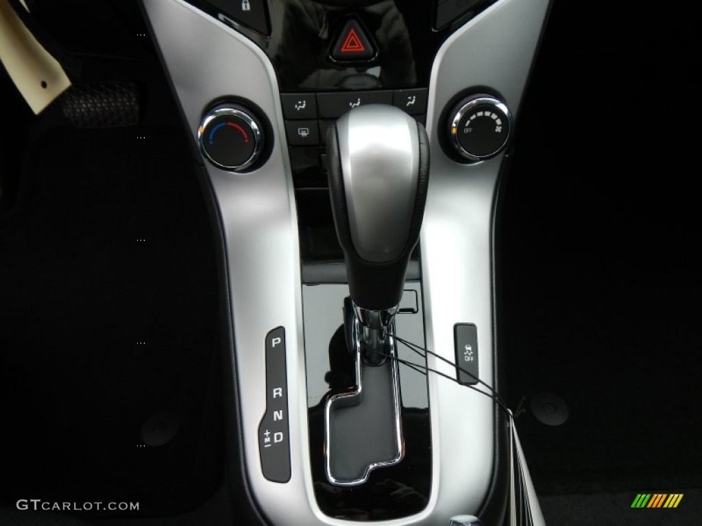 2013 Cruze LT/RS - Summit White / Jet Black photo #21