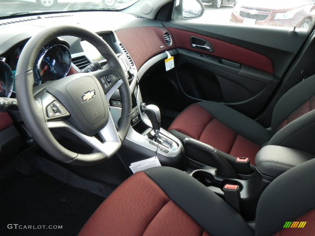 2013 Cruze LT/RS - Summit White / Jet Black/Sport Red photo #16