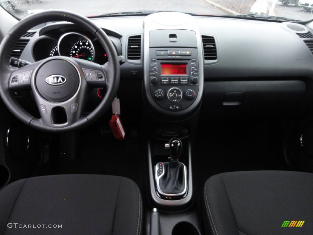 2012 Kia Soul + Black Soul Logo Cloth Dashboard Photo #74893257