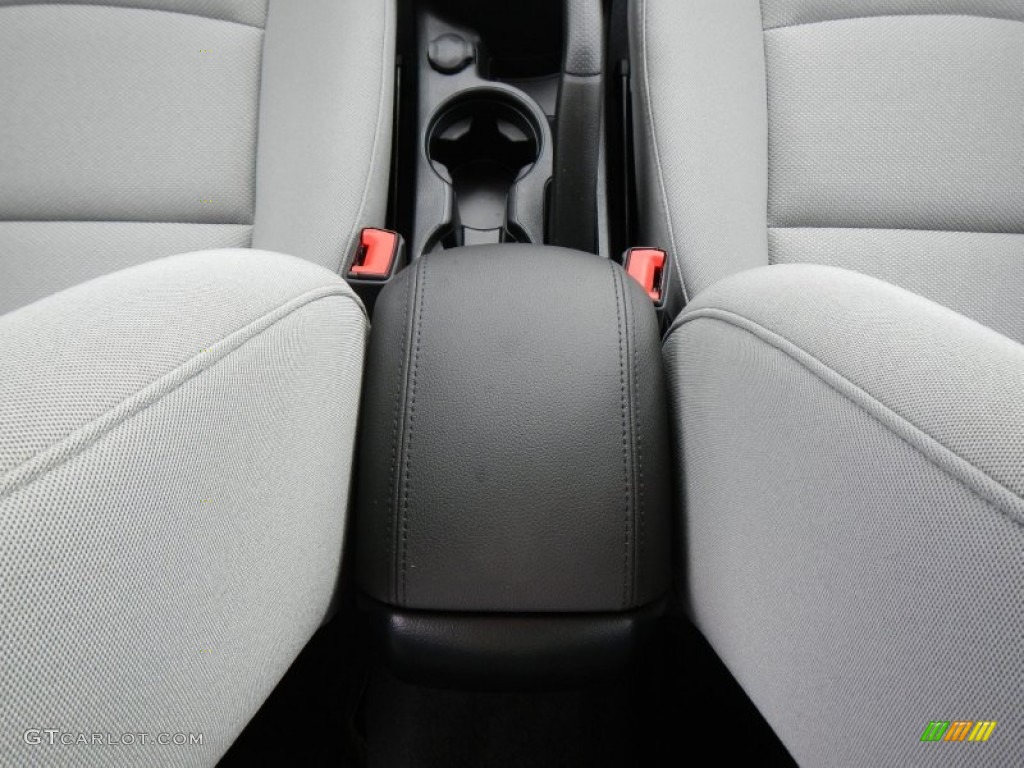2013 Cruze LT/RS - Summit White / Medium Titanium photo #14