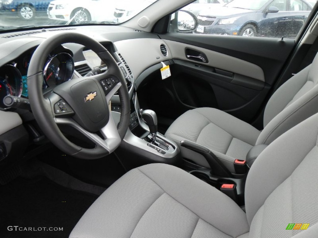 2013 Cruze LT/RS - Summit White / Medium Titanium photo #17