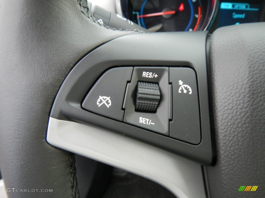 2013 Cruze LT/RS - Summit White / Medium Titanium photo #23