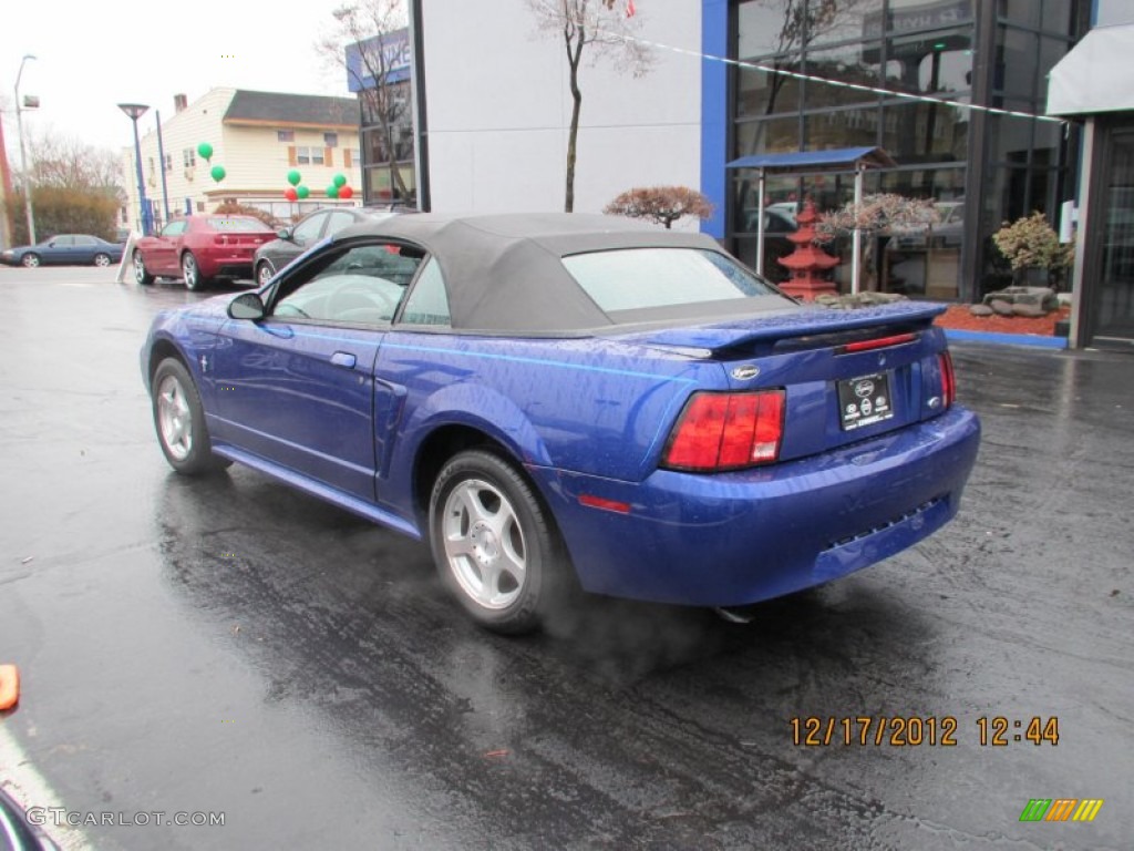 2003 Mustang V6 Convertible - True Blue Metallic / Dark Charcoal photo #5