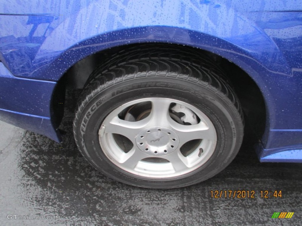 2003 Mustang V6 Convertible - True Blue Metallic / Dark Charcoal photo #7