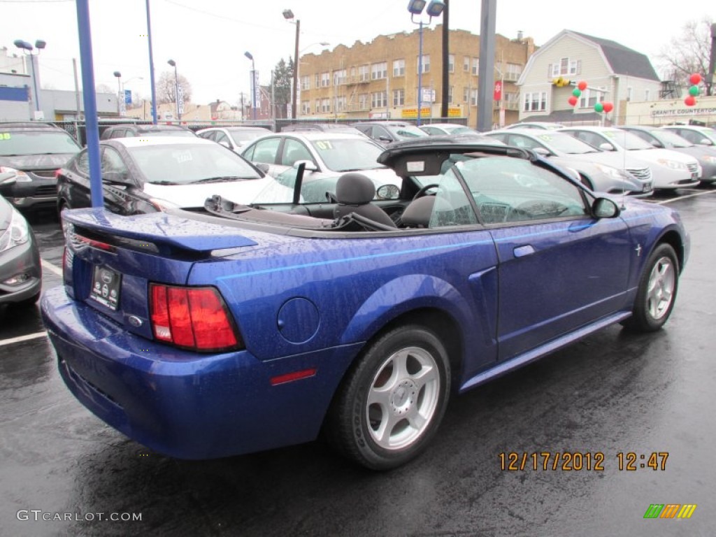 2003 Mustang V6 Convertible - True Blue Metallic / Dark Charcoal photo #19