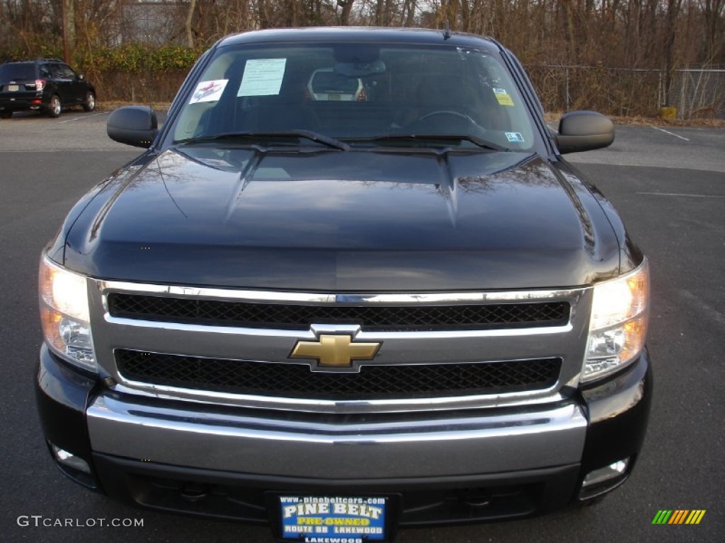 2007 Silverado 1500 LT Regular Cab 4x4 - Black / Ebony Black photo #2