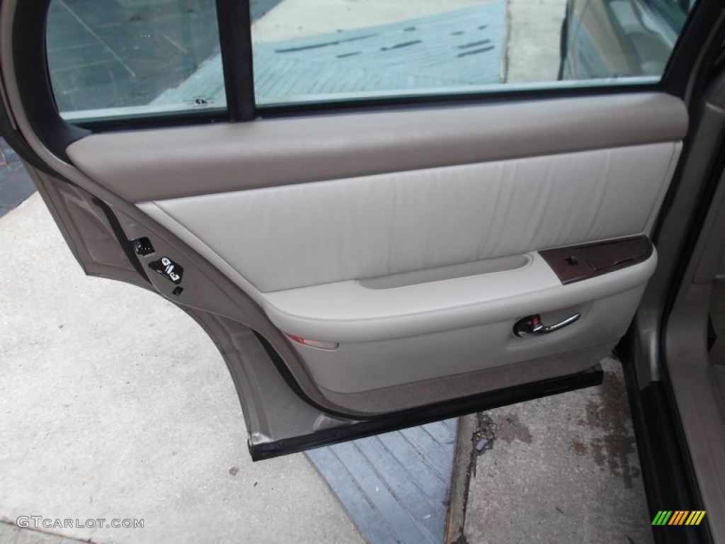 2004 Park Avenue  - Light Bronzemist Metallic / Light Cashmere photo #11