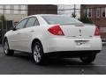 Ivory White - G6 V6 Sedan Photo No. 31