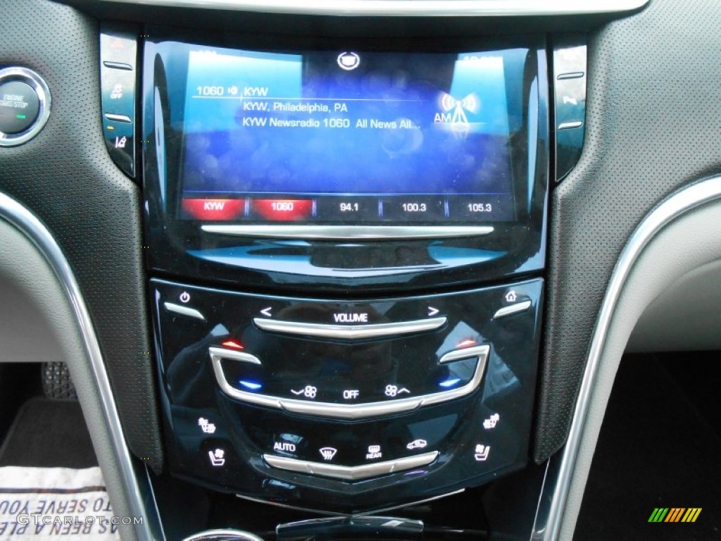 2013 Cadillac XTS Luxury AWD Controls Photo #74896965