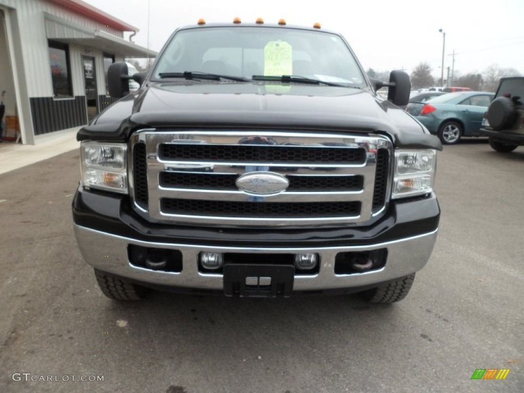 2005 F350 Super Duty FX4 Crew Cab 4x4 - Black / Medium Flint photo #3