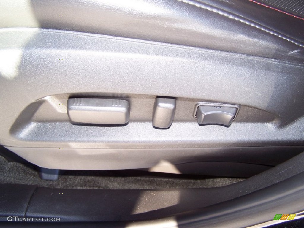 2011 Chevrolet Equinox LT Controls Photo #74897433
