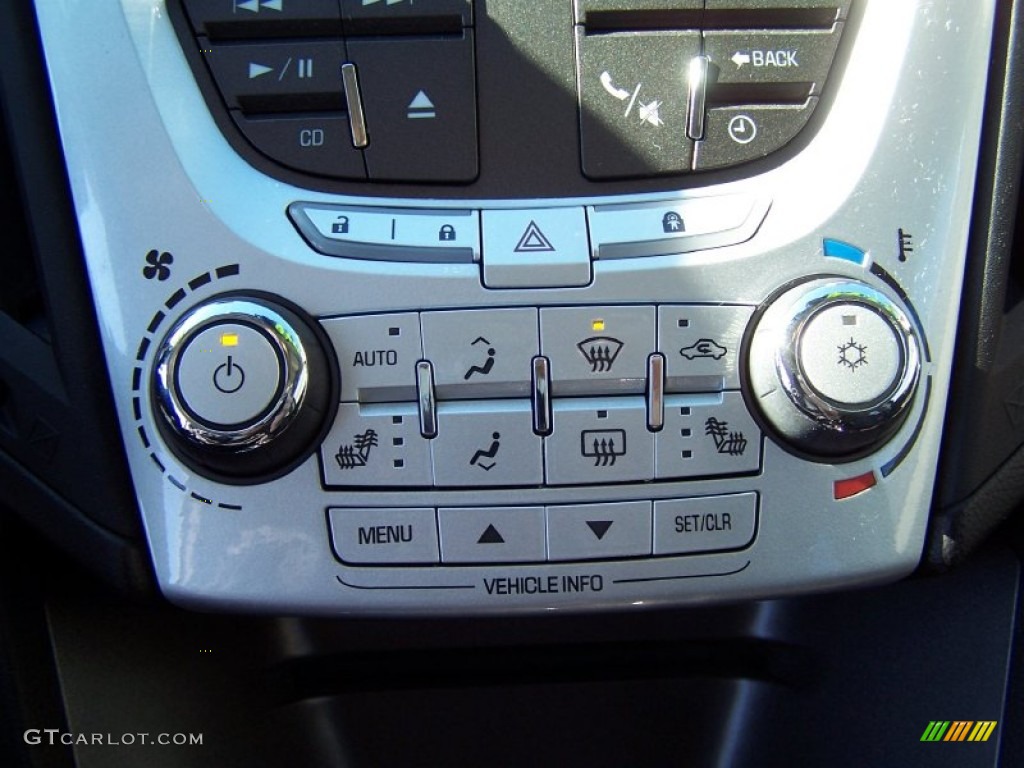 2011 Chevrolet Equinox LT Controls Photo #74897481