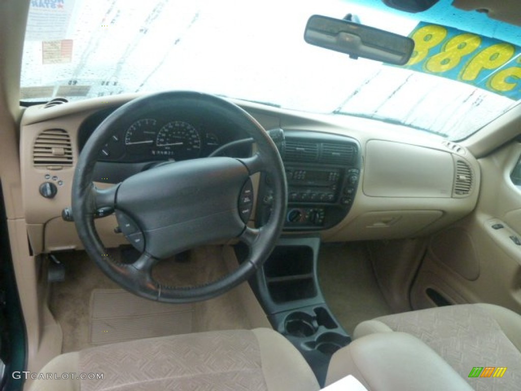 1999 Ford Explorer XLT 4x4 Medium Prairie Tan Dashboard Photo #74899277